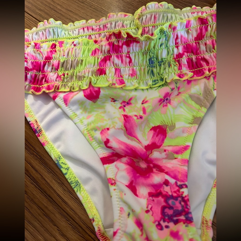 Floral Ruffled Bikini Bottom - Picture 2 of 3